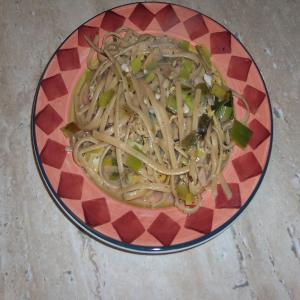 Linguine with White Clam Sauce image