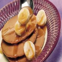 Cocoa Pancakes with Creamy Caramel-Banana Topping_image