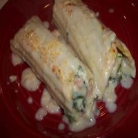 Creamy Chicken / Spinach & Ham Manicotti_image