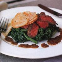 Filet Mignon with Mustard Sauce_image