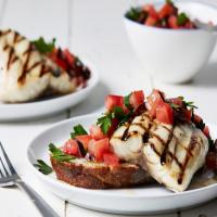 Grilled Striped Bass with Tomatoes and Olives_image