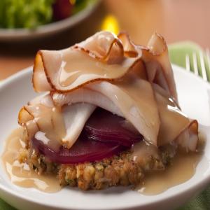 Turkey-and-Cranberry Open-Face Sandwiches_image