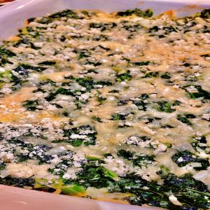 Creamed Kale with Panko Topping_image