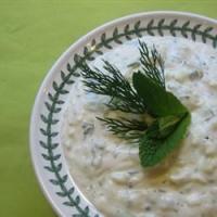 Tzatziki Sauce (Yogurt and Cucumber Dip) image