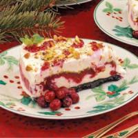 Cranberry Pistachio Ice Cream Cake_image