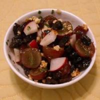 Balsamic Grape and Walnut Salad image
