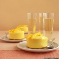 Frozen Mango-Cream Cakes image