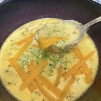 Instant Pot® Broccoli-Cheese Soup_image