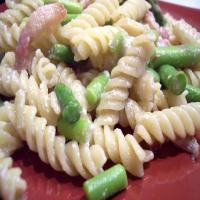 Pasta With Lemon, Asparagus and Cheese image