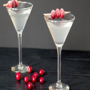 White Cosmo Cocktail_image