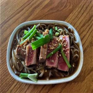 Golden Mountain Seasoning Tuna Noodle Bowl_image
