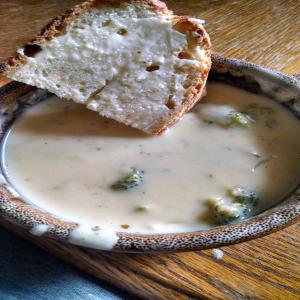Velveeta Broccoli Cheese Soup image