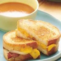 Onion and Bacon Cheese Sandwiches_image