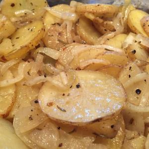 Candie's Easy Potato and Onion Dish_image