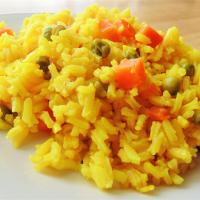 Turmeric Rice with Peas and Carrots_image
