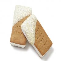 Gingerbread-Spiced Ice Cream Sandwiches_image