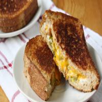 Jalapeño Popper Grilled Cheese_image