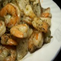 Skillet Potatoes with Pesto and Shrimp_image