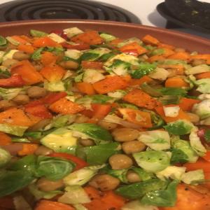 Vegan Cajun Chickpeas and Sauteed Vegetables_image