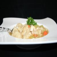 Yummy Chicken Soup With Dumplings_image