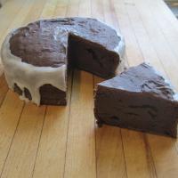 Super Moist Chocolate Cake_image