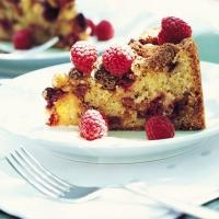 Raspberry & amaretti crunch cake image