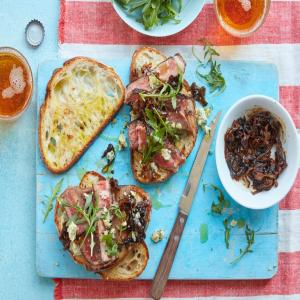 Steak sarnies with sticky onions & blue cheese image