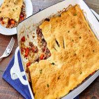 Crescent-Topped Beef Pot Pie_image
