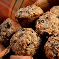Caramelized Oatmeal Raisin Muffins_image