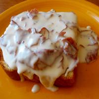Creamed Chipped Dried Beef On Toast or Waffles_image