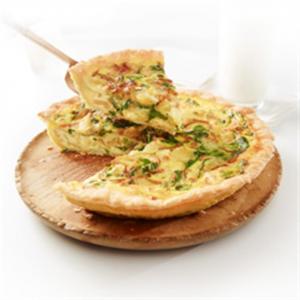 Caramelized Onion, Arugula and Brie Tart_image