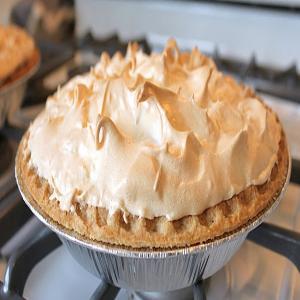 Easy Lemon Meringue Pie Recipe with Lemon Pudding_image