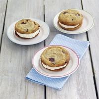 Chocolate-chip cookie ice-cream sandwiches image