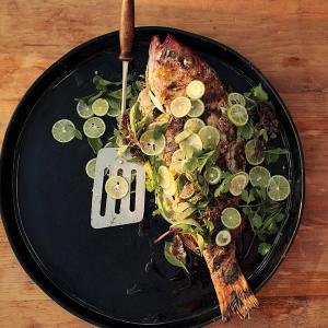 Whole Grilled Fish with Lime_image