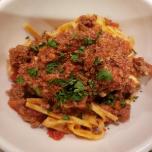 How to Make Bolognese Sauce_image