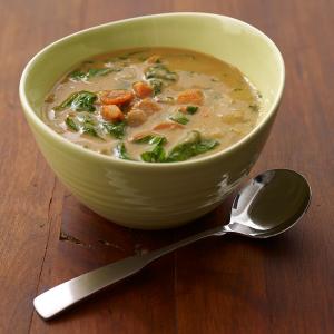 Peanut stew with spinach and sweet potatoes | Healthy Recipes | WW Canada_image