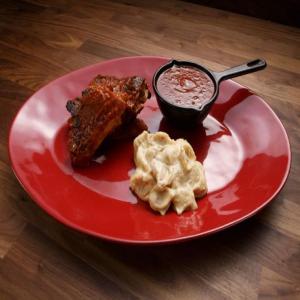 BBQ Ribs with Killer Mac and Cheese_image