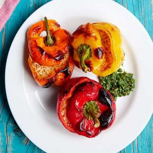 Simple stuffed peppers_image