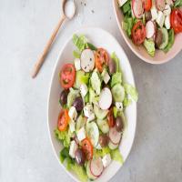Greek Salad With Lettuce and Lemon Garlic Dressing_image
