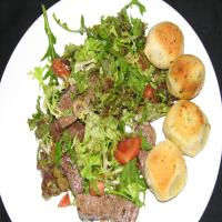 Mediterranean Steak Salad_image