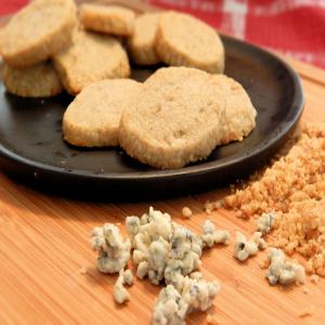 Blue Cheese and Walnut Wafers image