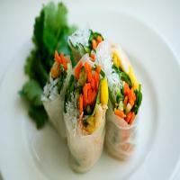 Vietnamese Shrimp Mango Summer Rolls Recipe_image