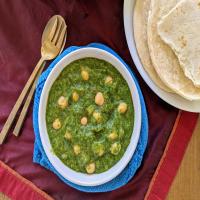 North Indian Saag Chole (Chickpeas and Greens) image