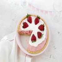 Strawberry Cream Pie Recipe image