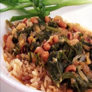Black-Eyed Peas With Mustard Greens and Rice_image