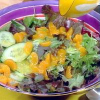 Mixed Baby Greens Salad with Mandarin Oranges_image