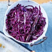 Stir-fried red cabbage with mulled wine dressing image