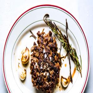 Seared Steak Tartare with Rosemary_image