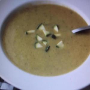 COLD LEMON SOUP WITH ZUCCHINI_image