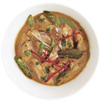 Panang Curry with Chicken, Asparagus, and Mushrooms_image